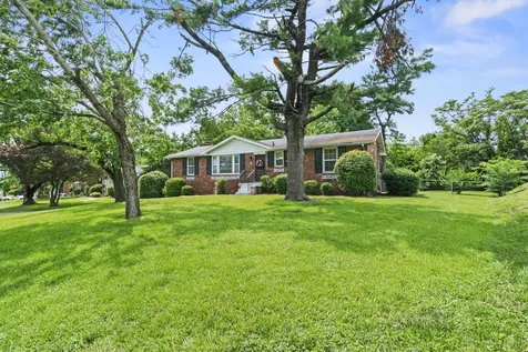 401 Glenpark Drive Nashville TN 37217