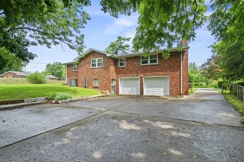 401 Glenpark Drive Nashville TN 37217