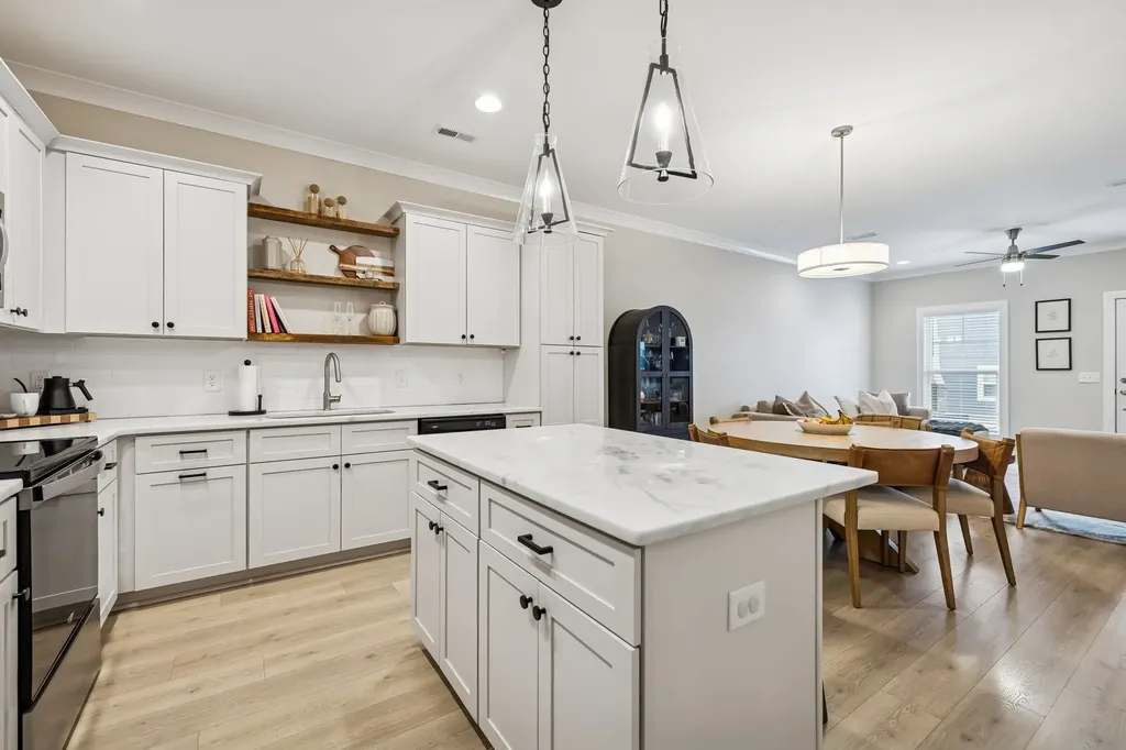 969 Ashland Place Drive Nashville TN 37218
