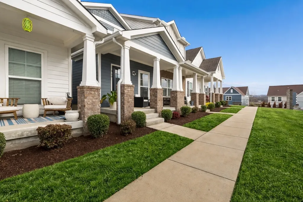 969 Ashland Place Drive Nashville TN 37218