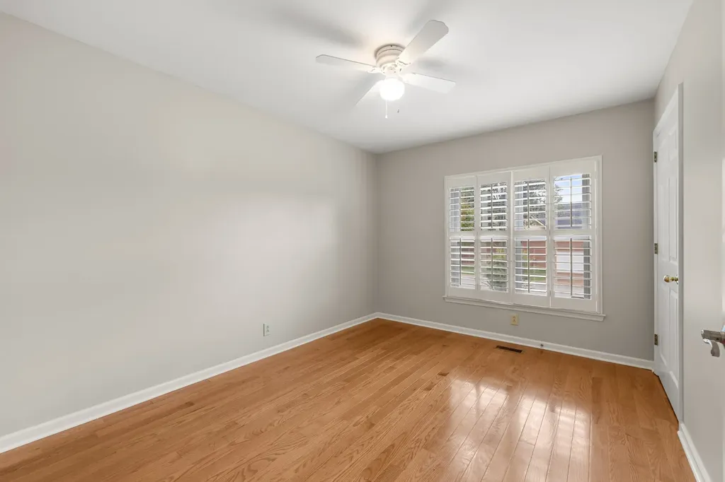 5448 Reagan Run Antioch TN 37013