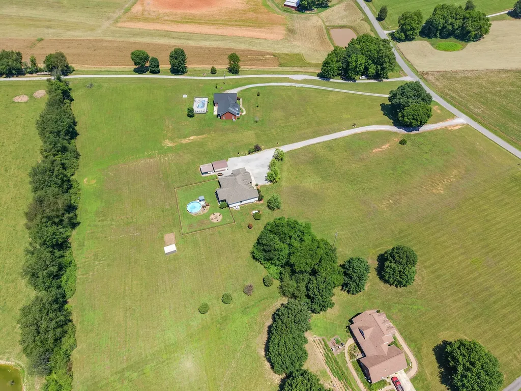 6734 Burgess Gower Road Cedar Hill TN 37032