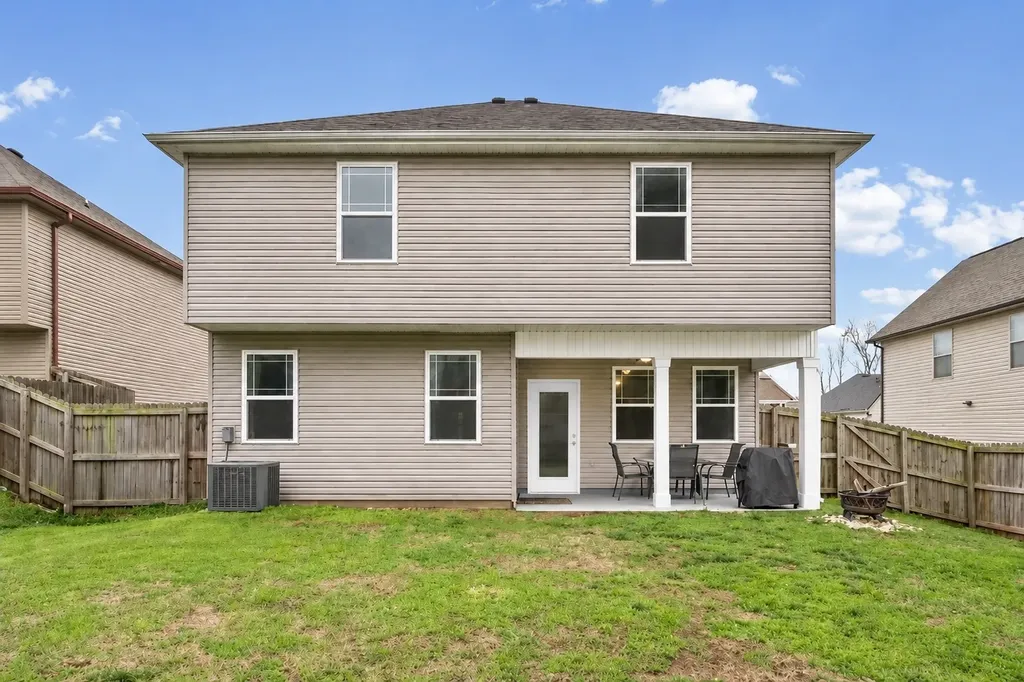 1197 Henry Place Boulevard Clarksville TN 37042