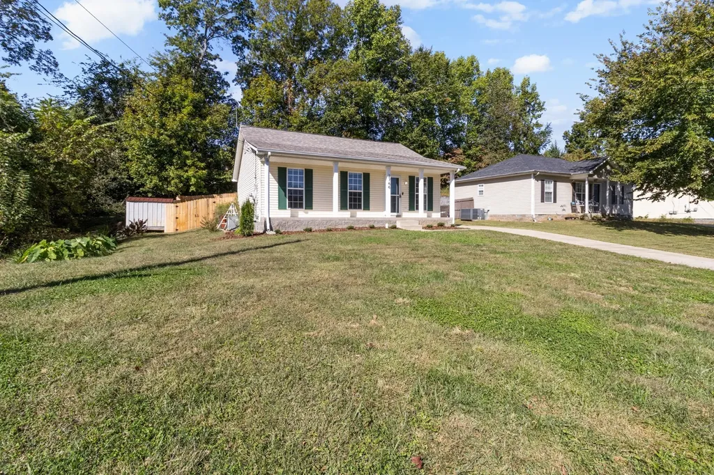 2766 Applemill Court Clarksville TN 37040
