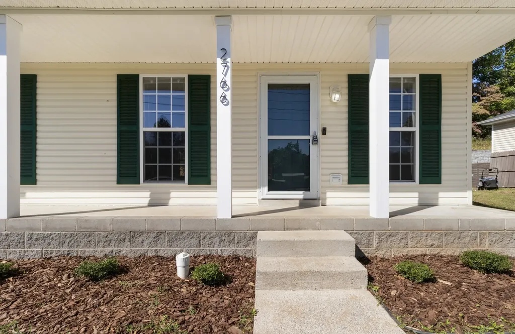2766 Applemill Court Clarksville TN 37040