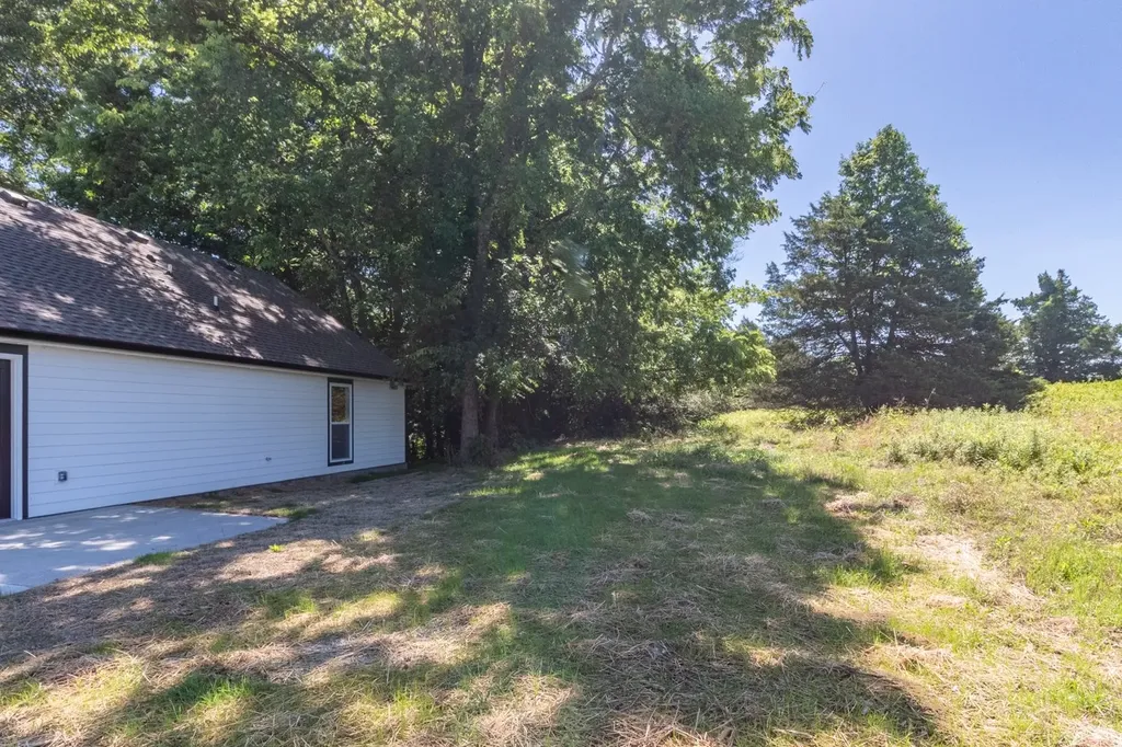 1181 Hilltop Drive Pulaski TN 38478