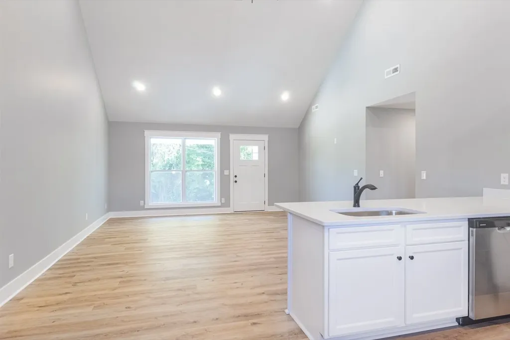 1181 Hilltop Drive Pulaski TN 38478