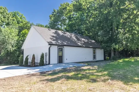 1181 Hilltop Drive Pulaski TN 38478