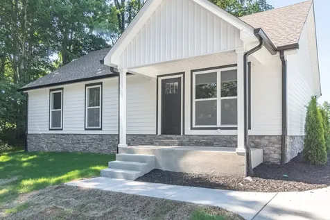 1181 Hilltop Drive Pulaski TN 38478