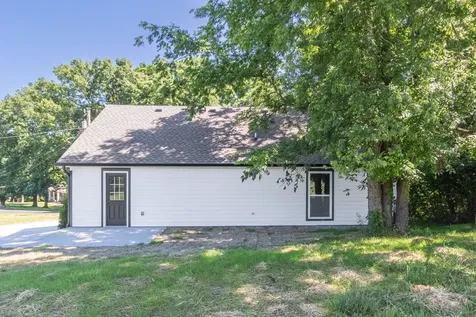 1181 Hilltop Drive Pulaski TN 38478