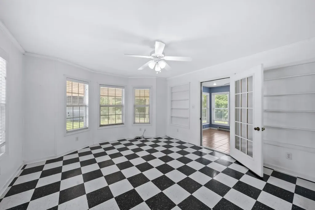 1826 Newcut Road Columbia TN 38401