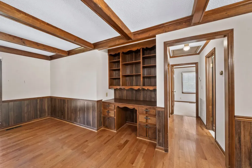 1826 Newcut Road Columbia TN 38401