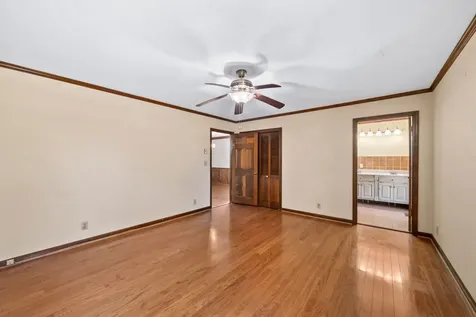 1826 Newcut Road Columbia TN 38401