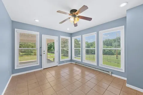 1826 Newcut Road Columbia TN 38401