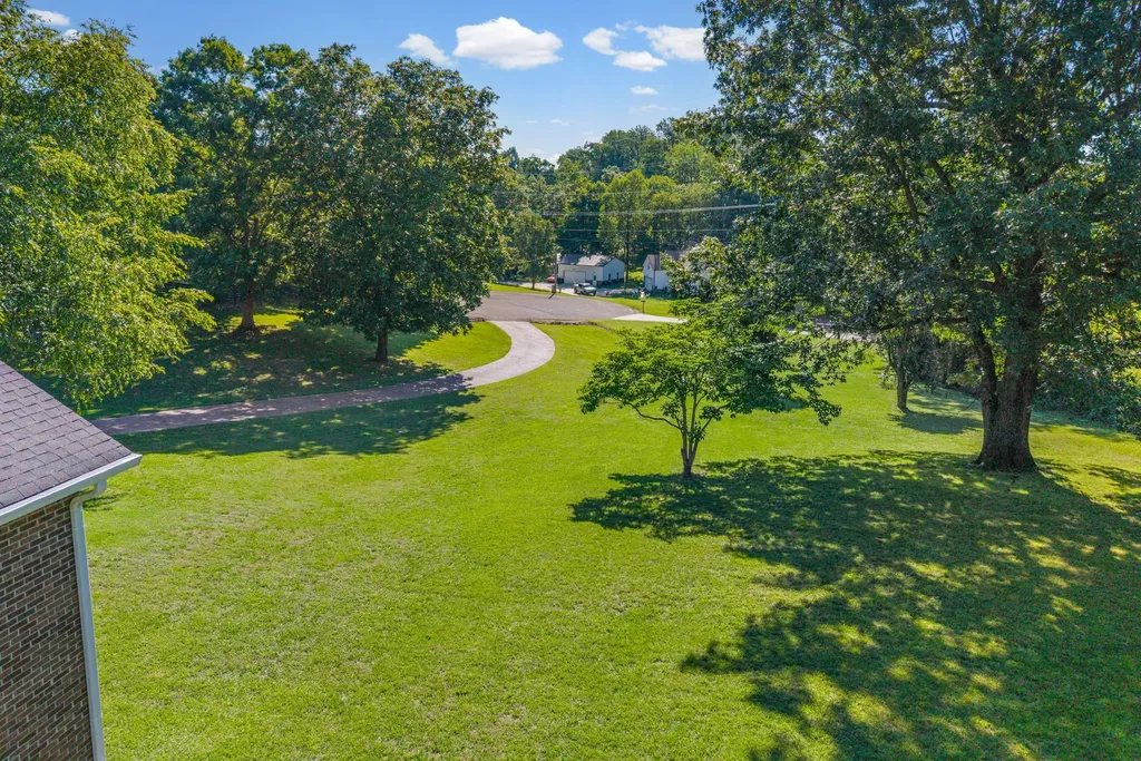 4003 S Windsor Court Springfield TN 37172