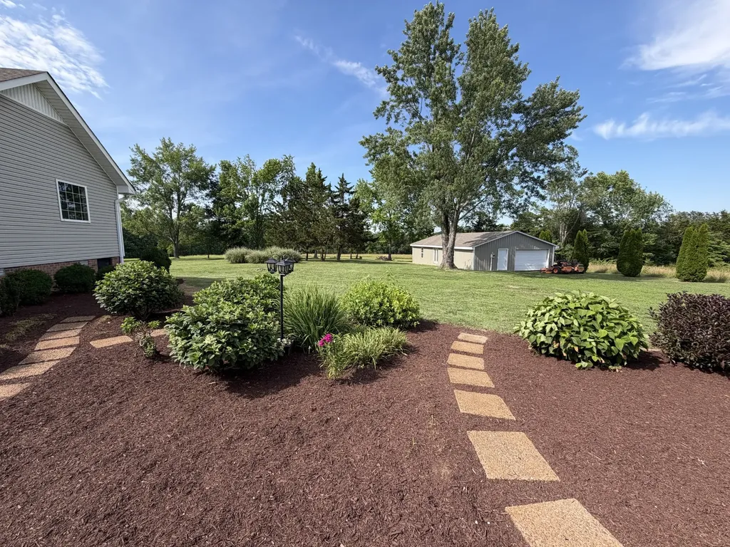 122 Trivett Drive Portland TN 37148