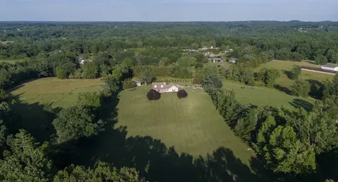122 Trivett Drive Portland TN 37148
