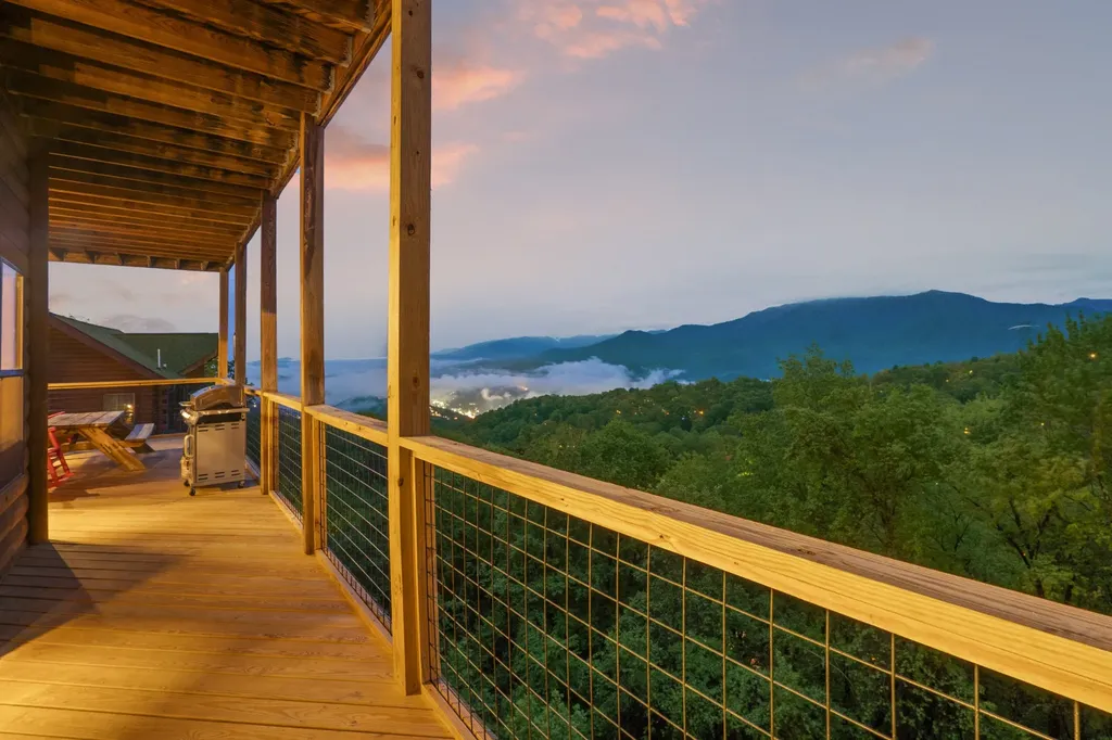 1219 Ski View Drive Gatlinburg TN 37738