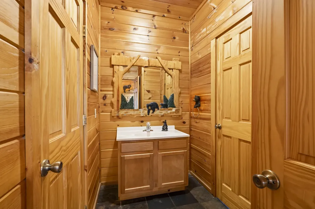 1219 Ski View Drive Gatlinburg TN 37738