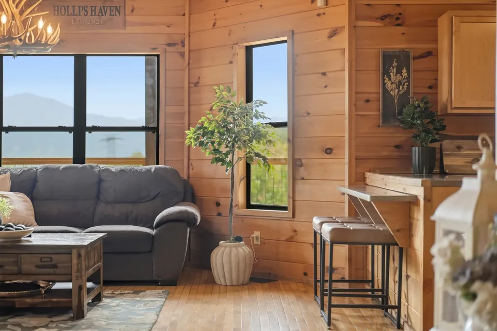 1219 Ski View Drive Gatlinburg TN 37738