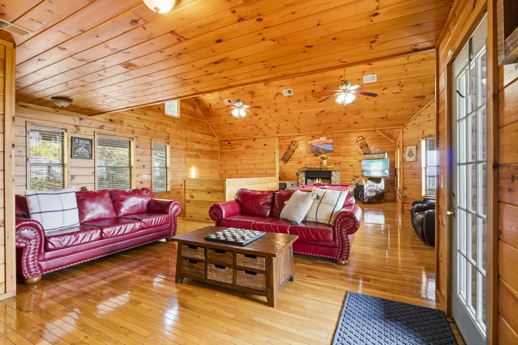 1219 Ski View Drive Gatlinburg TN 37738