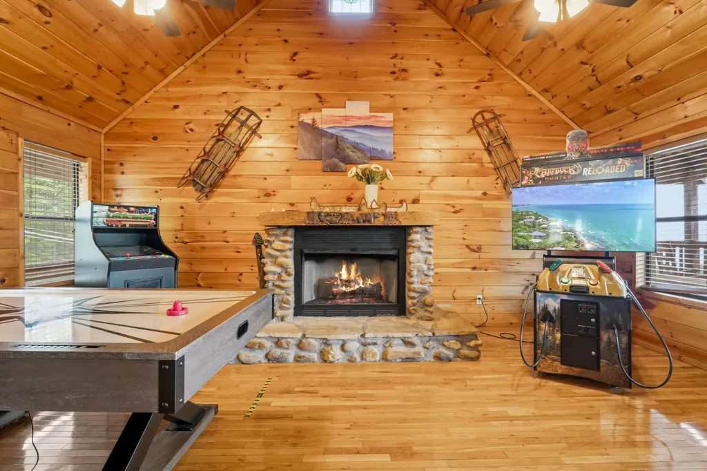 1219 Ski View Drive Gatlinburg TN 37738