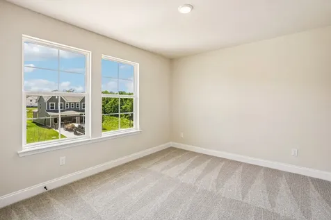 1083 Large Poppy Drive La Vergne TN 37086