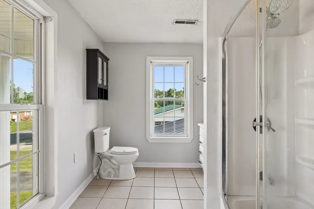 312 Hinson Street Hohenwald TN 38462