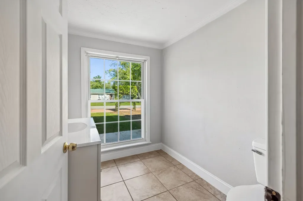312 Hinson Street Hohenwald TN 38462
