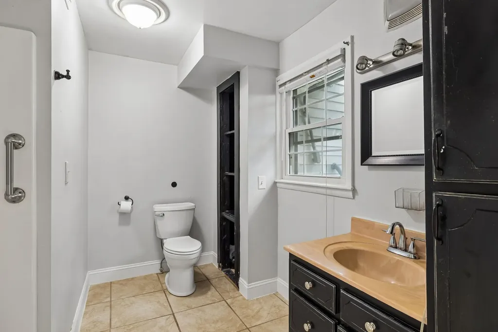 312 Hinson Street Hohenwald TN 38462