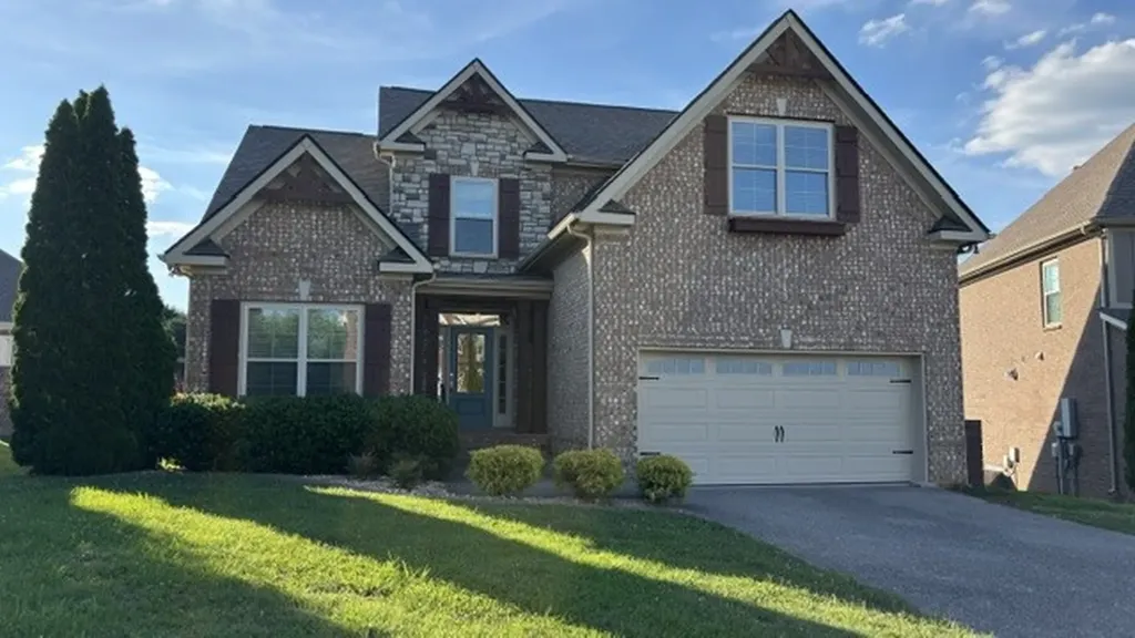 1033 Belcor Drive Spring Hill TN 37174