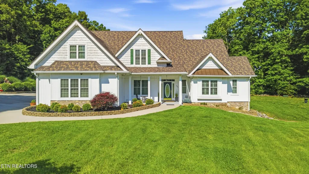 824 Midway Road Strawberry Plains TN 37871