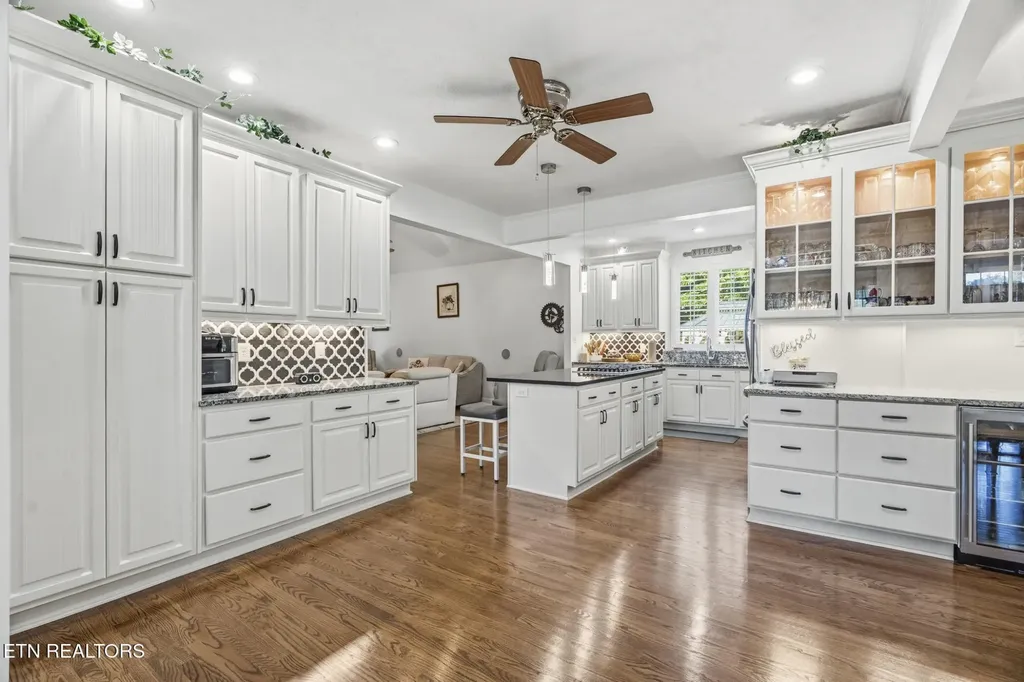 824 Midway Road Strawberry Plains TN 37871