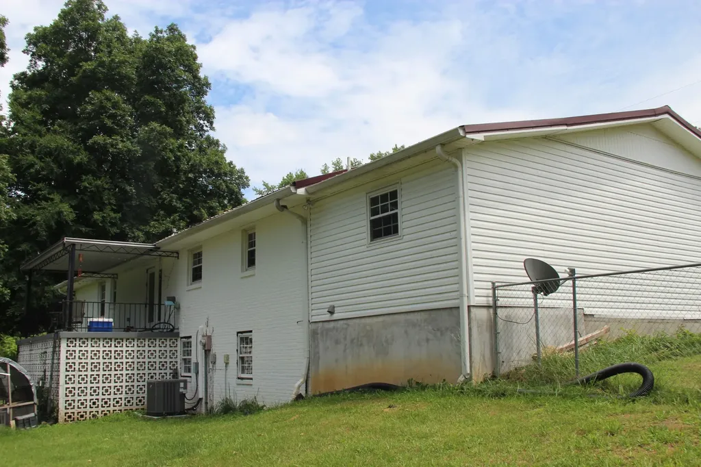 254 Shane Lee Circle Dover TN 37058