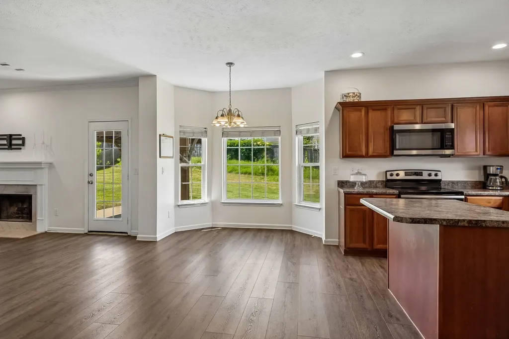 3005 Ping Court Spring Hill TN 37174