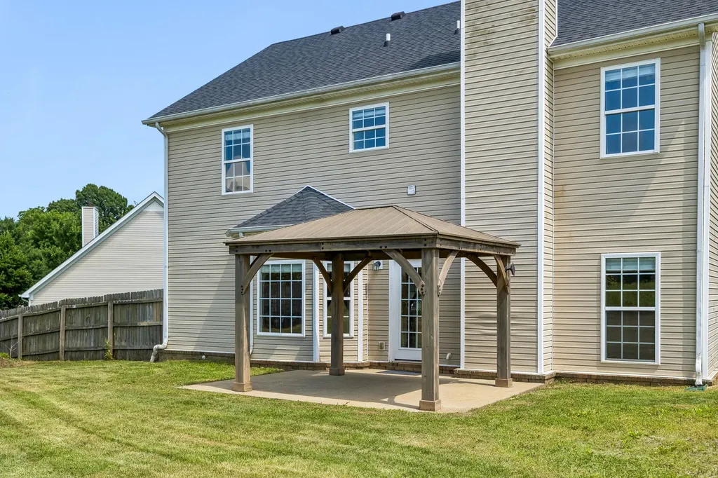 3005 Ping Court Spring Hill TN 37174