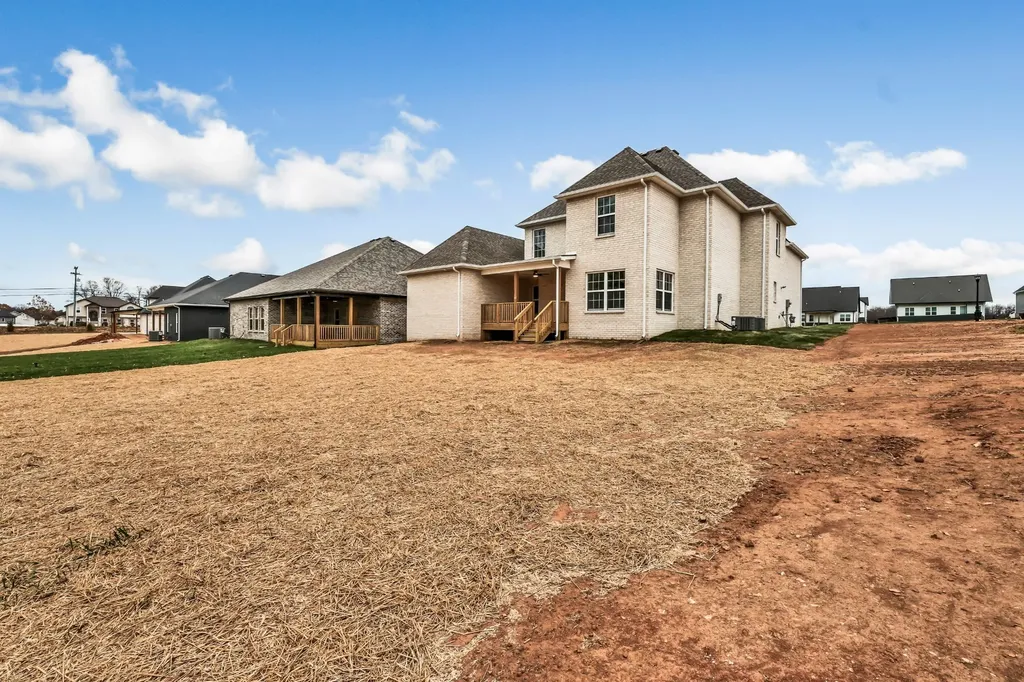 1338 English Oak Drive Clarksville TN 37043