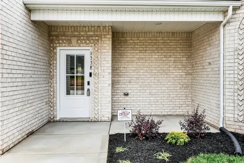 1338 English Oak Drive Clarksville TN 37043