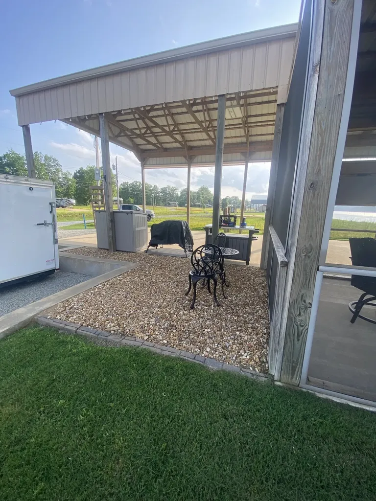 1139 River Front Drive Clifton TN 38425