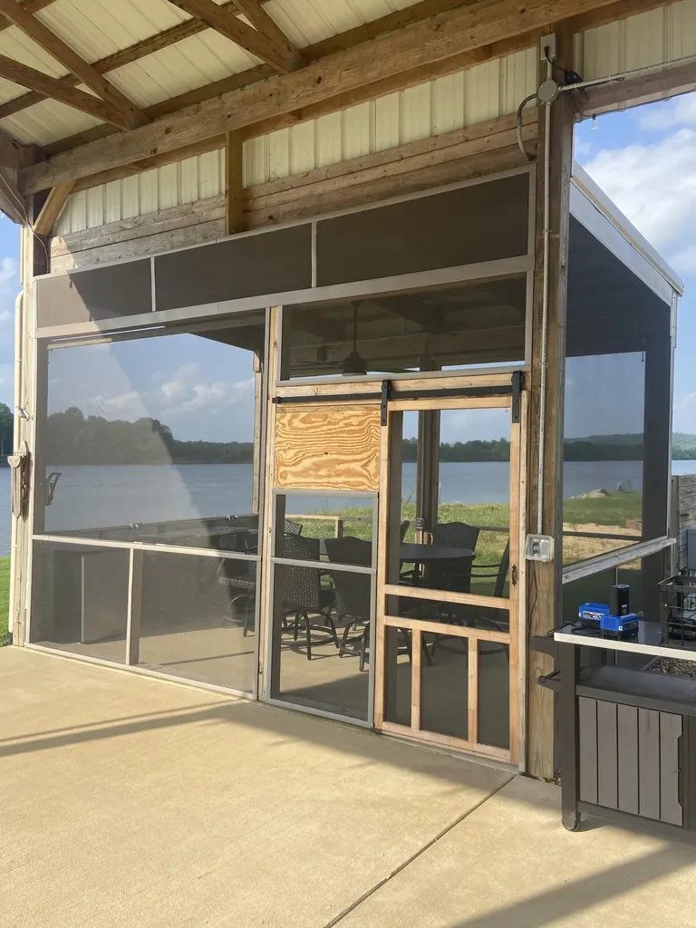 1139 River Front Drive Clifton TN 38425