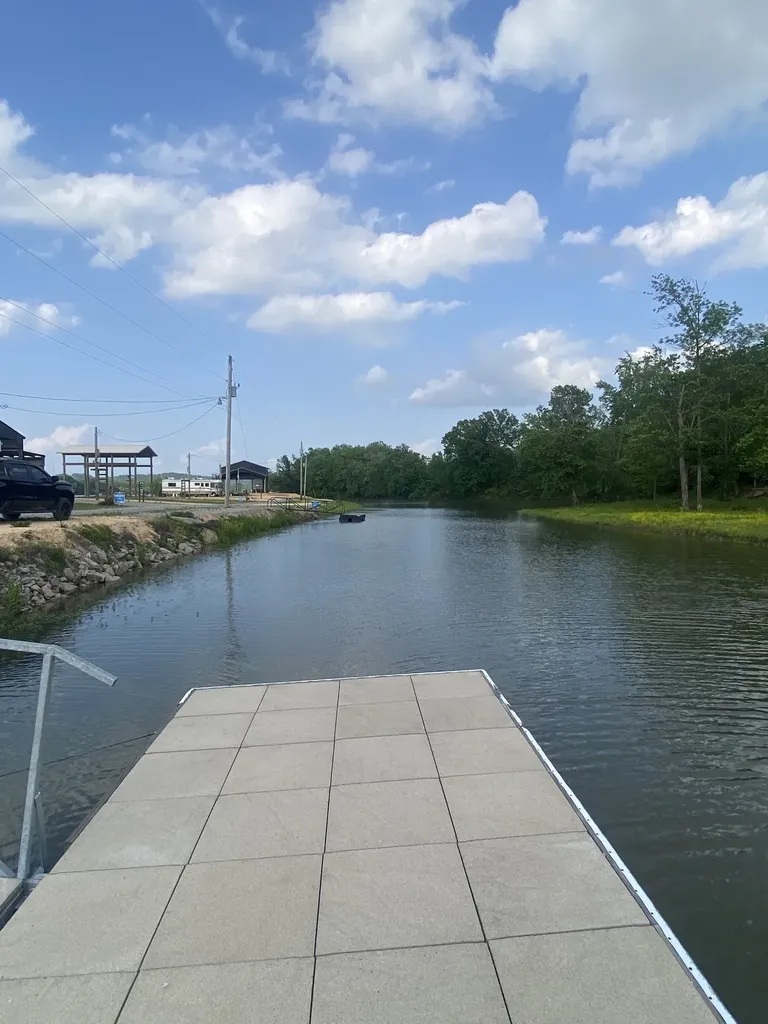 1139 River Front Drive Clifton TN 38425