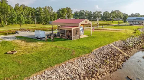 1139 River Front Drive Clifton TN 38425