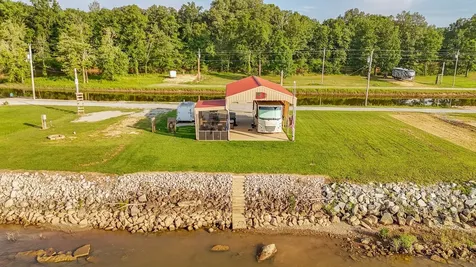 1139 River Front Drive Clifton TN 38425