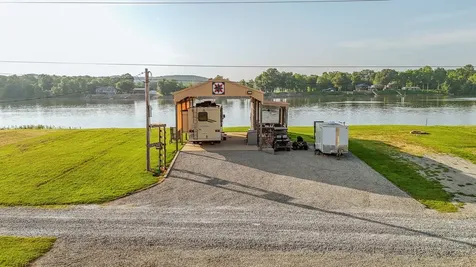 1139 River Front Drive Clifton TN 38425