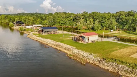 1139 River Front Drive Clifton TN 38425