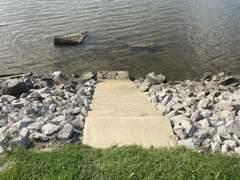 1139 River Front Drive Clifton TN 38425