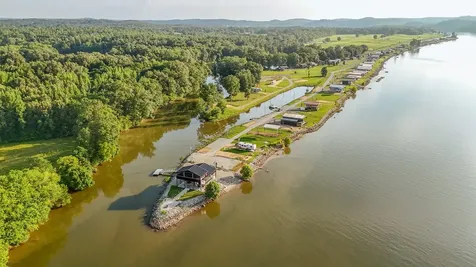 1139 River Front Drive Clifton TN 38425