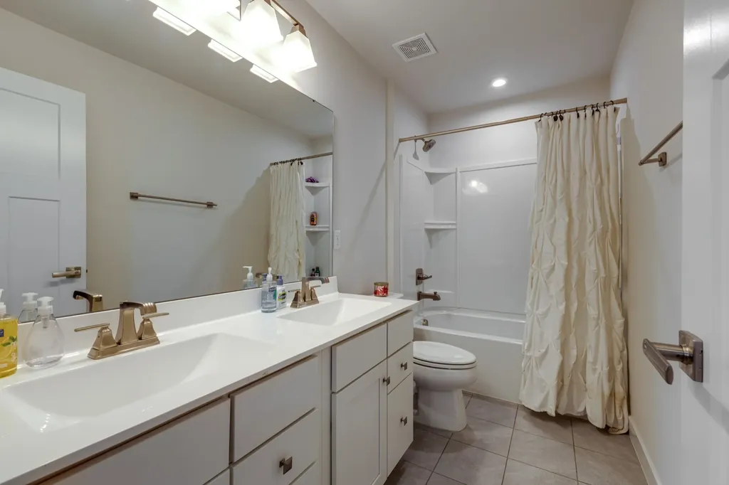 467 Chinook Drive Antioch TN 37013