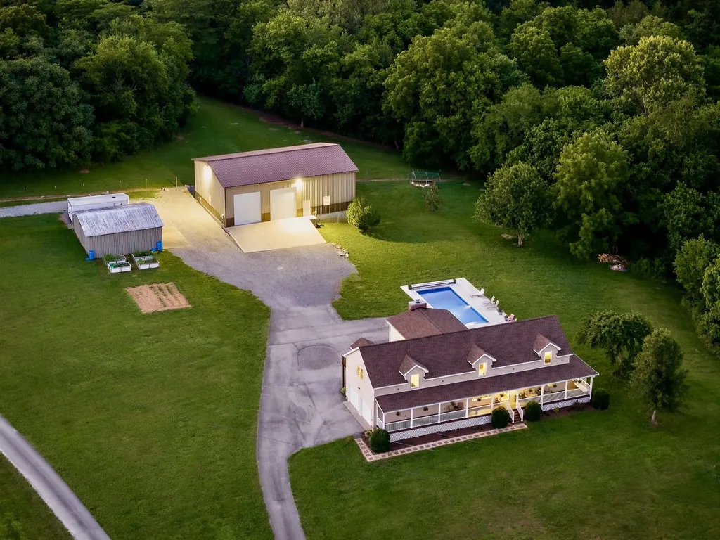 4045 Lower Helton Road Alexandria TN 37012
