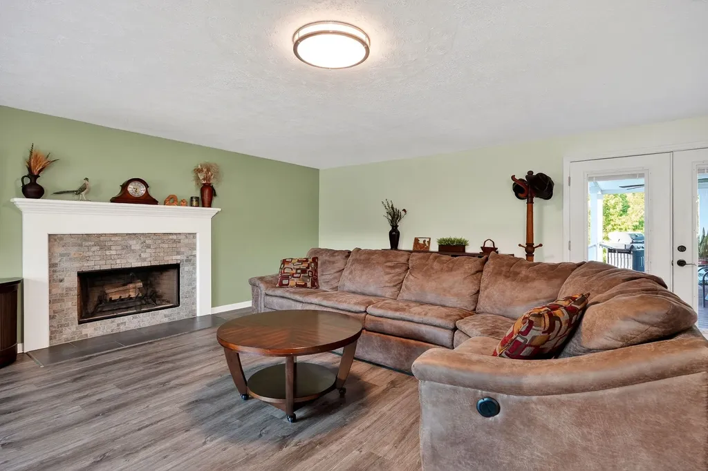 4045 Lower Helton Road Alexandria TN 37012